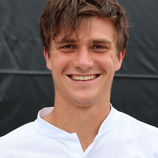 Quinn Vandecasteele