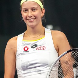 Sinja Kraus